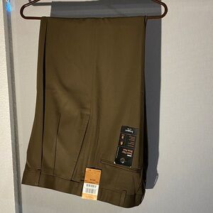 Haggar Men's Khaki Chinos